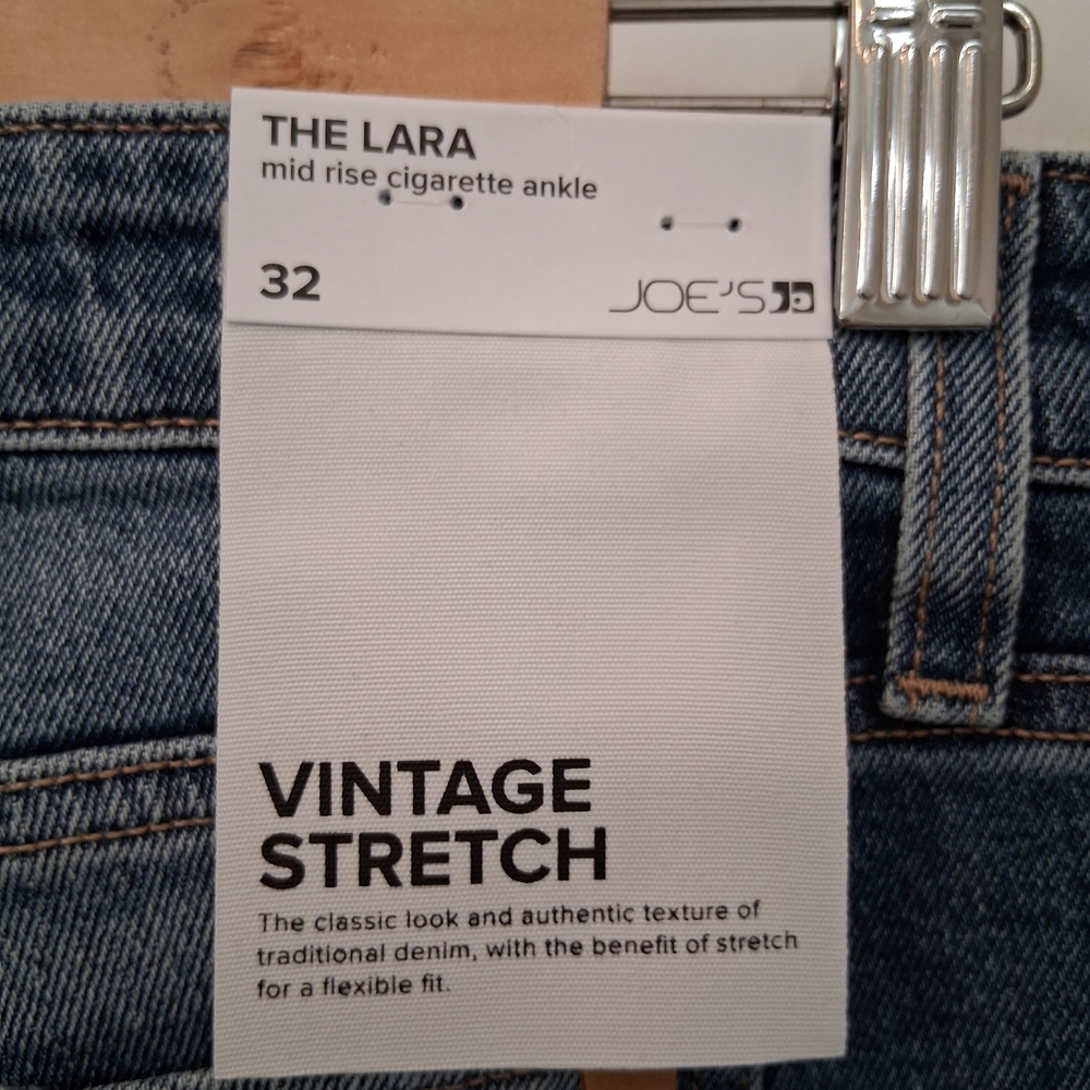 Joe's Jeans The Lara Ankle Jeans In Joy Color Blue Denim - Picture 5 of 13